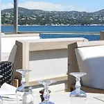 La 3*