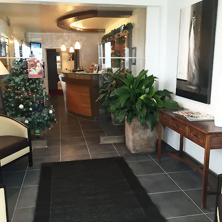 La Hotel 3*