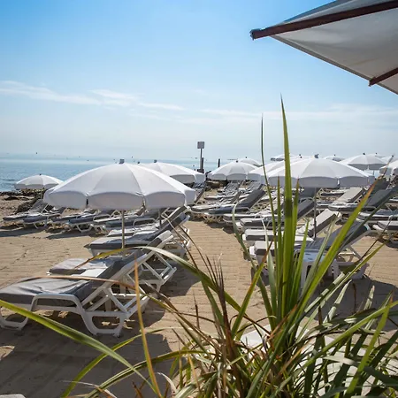 Hotel La 3*