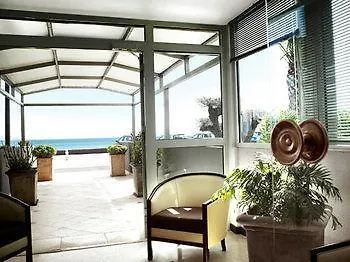 Hotell La